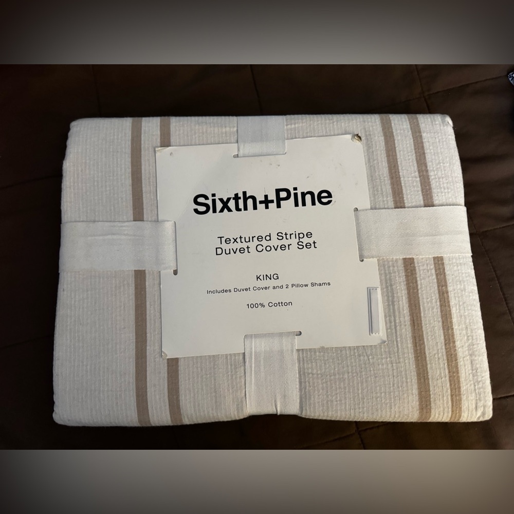 Textured Stripe King Duvet Cover Set — White & Tan